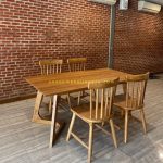 harga 1 set meja makan 4 kursi