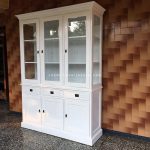 lemari pajangan minimalis 2