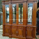 lemari hias minimalis