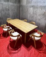 meja makan minimalis kayu