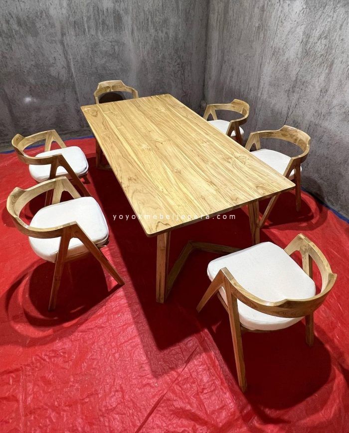 meja makan minimalis kayu 1