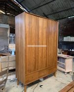 Mebel Jepara Jati Model Lemari Pakaian Minimalis Retro 3 Pintu YMJ-LMP 28 - Image 2