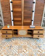 Bufet Mebel Jepara Minimalis / Meja TV Bergaya Retro Kayu Jati Kombinasi Rotan YMJ-BFTV 83 - Image 4