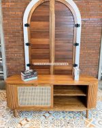 Retro Style Bufet TV Terbaru Kombinasi Kayu x Rotan YMJ-BFTV 95 - Image 4