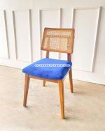 Set Meja Makan Minimalis 4 Kursi Kayu Jati Kombinasi Rotan YMJ-SKM 106 - Image 3