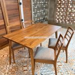 Set Meja Makan Minimalis 4 Kursi Kayu Jati YMJ-SKM 104