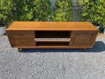 Bufet Meja TV Kayu Jati Model Minimalis YMJ-BFTV 106 - Image 4