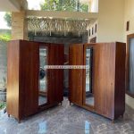 Lemari Baju Kaca Custom Jati 3 Pintu Sliding YMJ-LMP 53