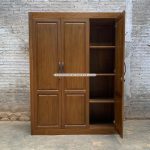 Lemari Pakaian Minimalis Kayu Jati 3 Pintu YMJ-LMP 56 - Image 3