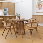 Set Meja Makan Bundar Minimalis 4 Kursi Kayu Jati Kombinasi Rotan YMJ-SKM 146