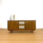 Model Bufet TV Terbaru Kombinasi Kayu x Rotan YMJ-BFTV 128