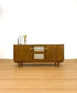 Model Bufet TV Terbaru Kombinasi Kayu x Rotan YMJ-BFTV 128