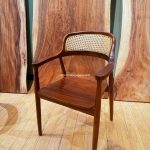 Kursi Cafe Minimalis Kayu Jati Kombinasi Rotan YMJ KC 39