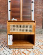 Nakas Kayu Jati Kombinasi Rotan Model Minimalis Modern YMJ-NKS 40