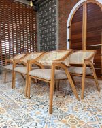 Kursi Cafe Minimalis Kayu Jati Kombinasi Rotan YMJ KC 55 - Image 3