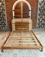 Tempat Tidur Bahan Kayu Jati Kombinasi Rotan YMJ-TTD 105