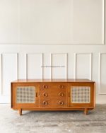 Bufet Meja TV Kayu Jati Model Minimalis YMJ-BFTV 155