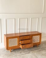 Bufet Meja TV Kayu Jati Model Minimalis YMJ-BFTV 155 - Image 2