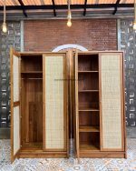 Lemari Pakaian Minimalis Kayu Jati Kombinasi Rotan 2 Pintu YMJ-LMP 71 - Image 4
