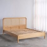 Tempat Tidur Bahan Kayu Jati Kombinasi Rotan YMJ-TTD 113