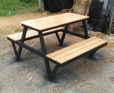 kursi cafe kayu outdoor