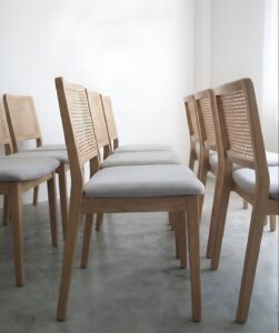 kursi cafe aesthetic