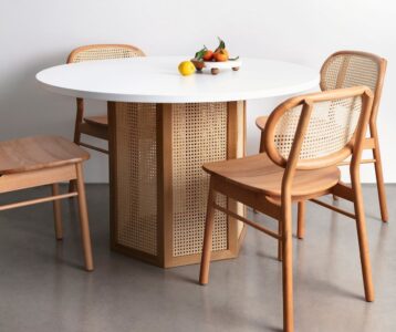 Kursi jati minimalis dengan desain modern elegan