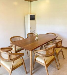 Furniture meja jati buatan Jepara